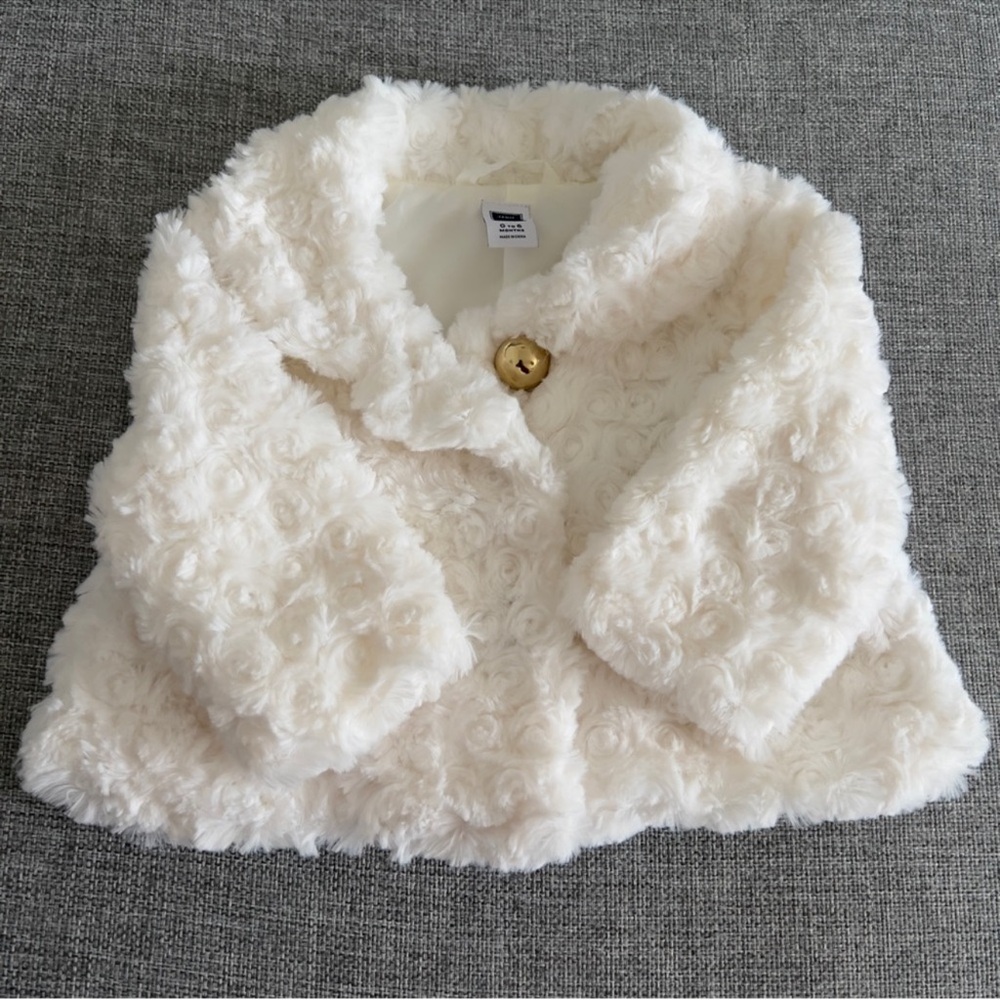 NWOT - Janie and Jack Faux fur coat